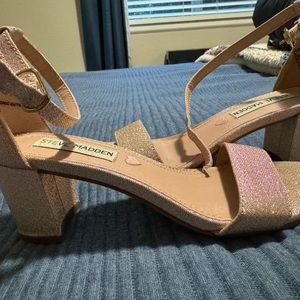 STEVE MADDEN | Glitter pink sandal, size 2